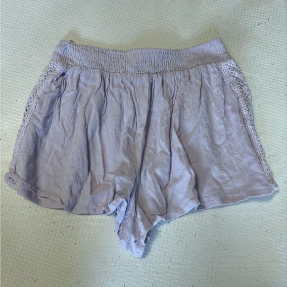 Flowy shorts - Picture 3 of 3